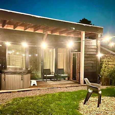 Family House With Garden & Jacuzzi & Sauna Near Amsterdam Vijfhuizen Exterior photo